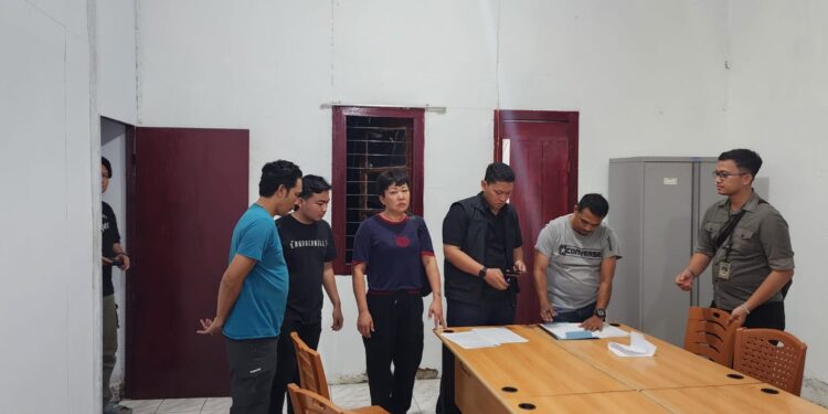 Diduga Terlibat Aktivitas PETI, Tim BAIS Satgas Deli Amankan WNA Asal Tiongkok di Dumoga